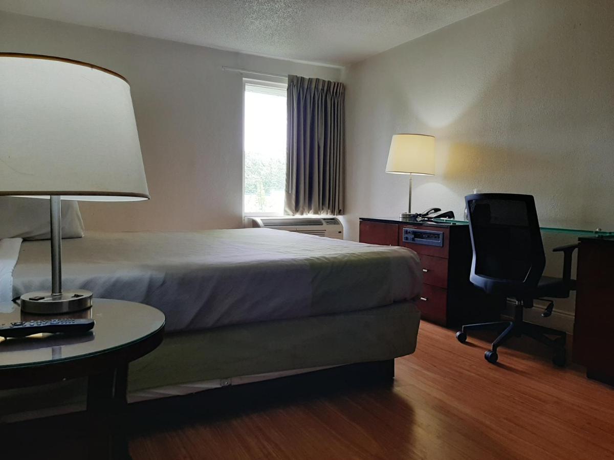 Econo Lodge Airport Near Billy Graham Parkway Σάρλοτ Εξωτερικό φωτογραφία