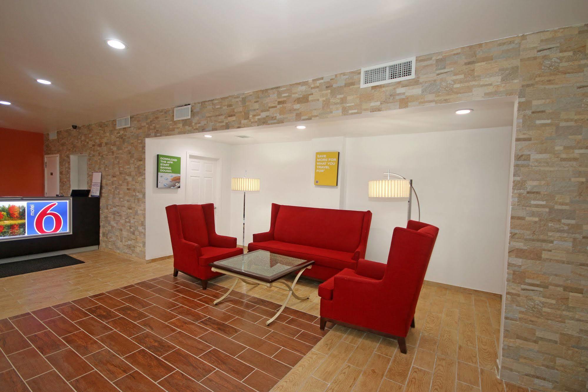 Econo Lodge Airport Near Billy Graham Parkway Σάρλοτ Εξωτερικό φωτογραφία